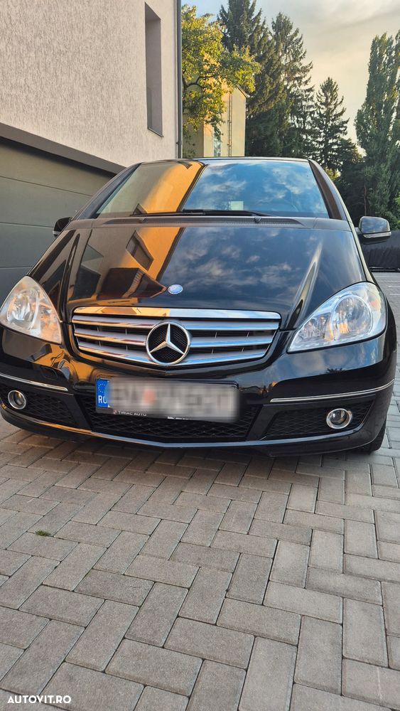 Mercedes-Benz A 180 Autotronic Avantgarde - 3
