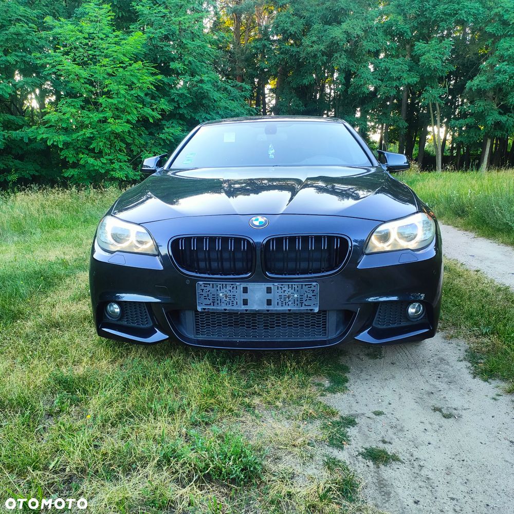 BMW Seria 5 530d xDrive Touring Sport-Aut - 2