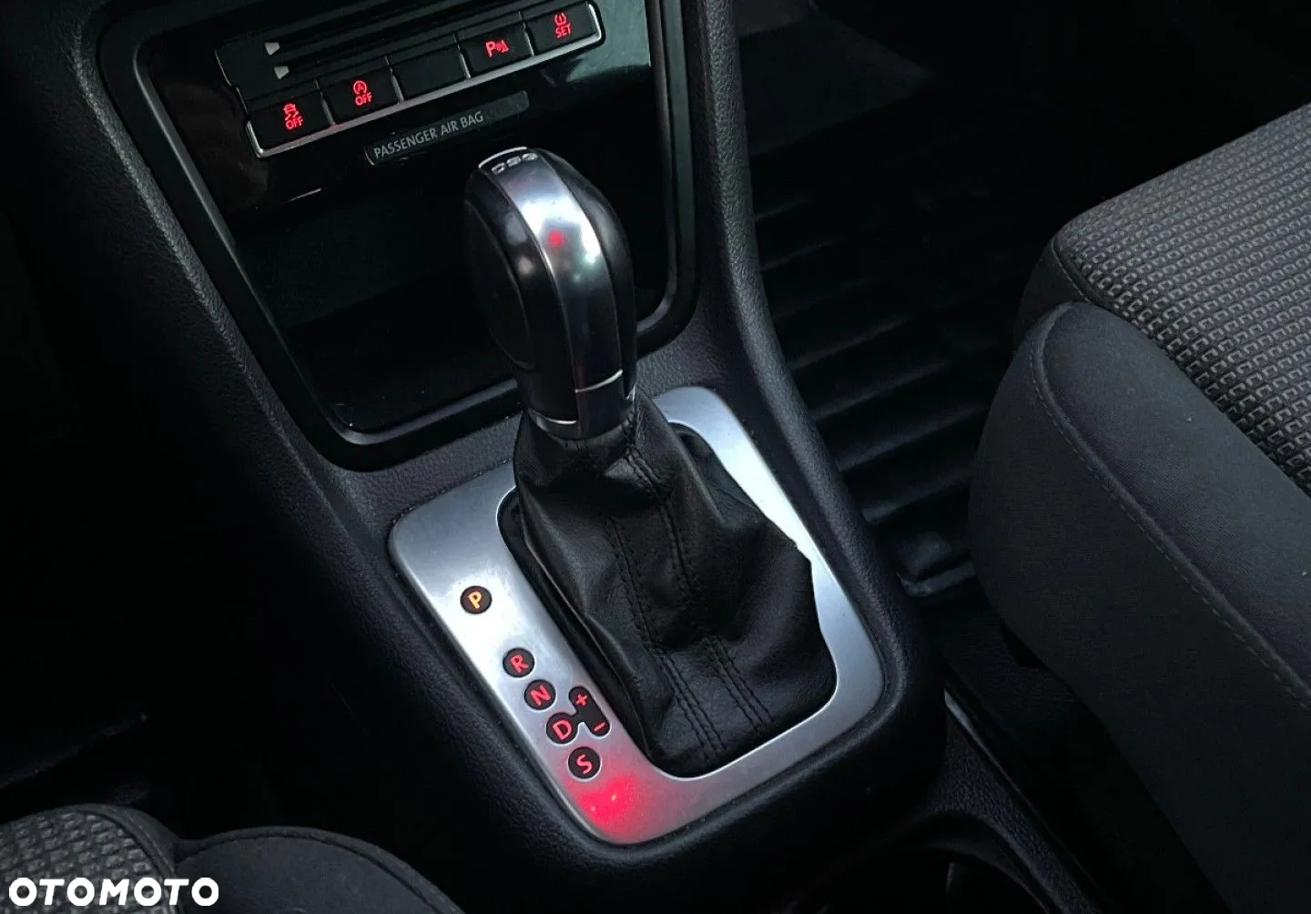 Volkswagen Sharan 2.0 TDI Highline DSG - 27