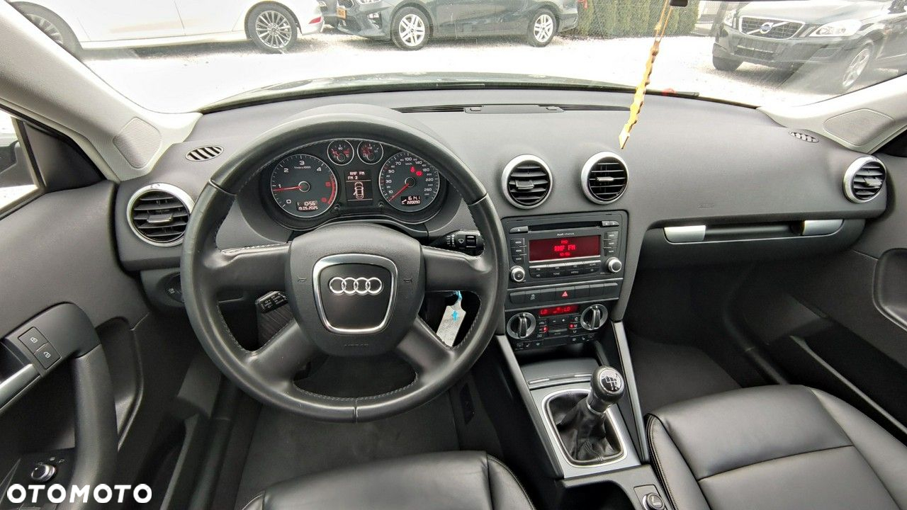 Audi A3 1.6 TDI DPF Attraction - 5