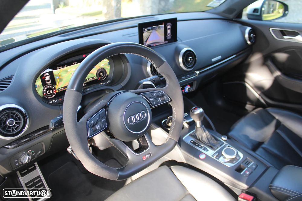 Audi RS3 Limousine - 13