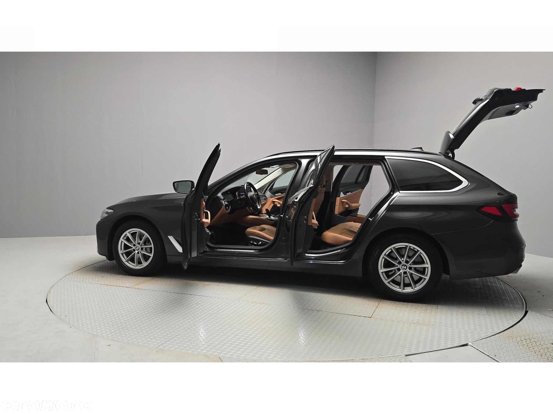 BMW Seria 5 - 14