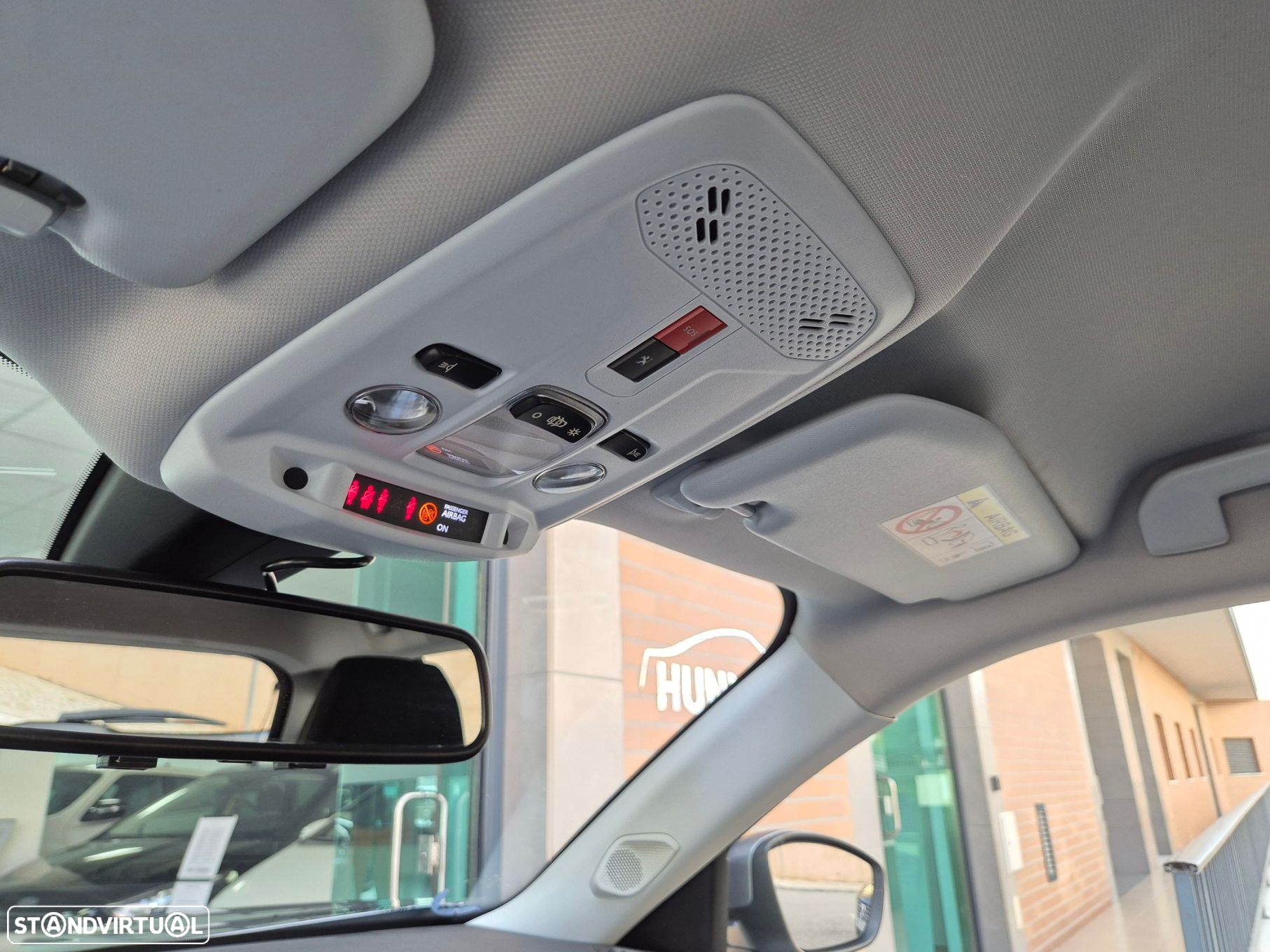 Peugeot 2008 1.2 PureTech Active Pack - 20
