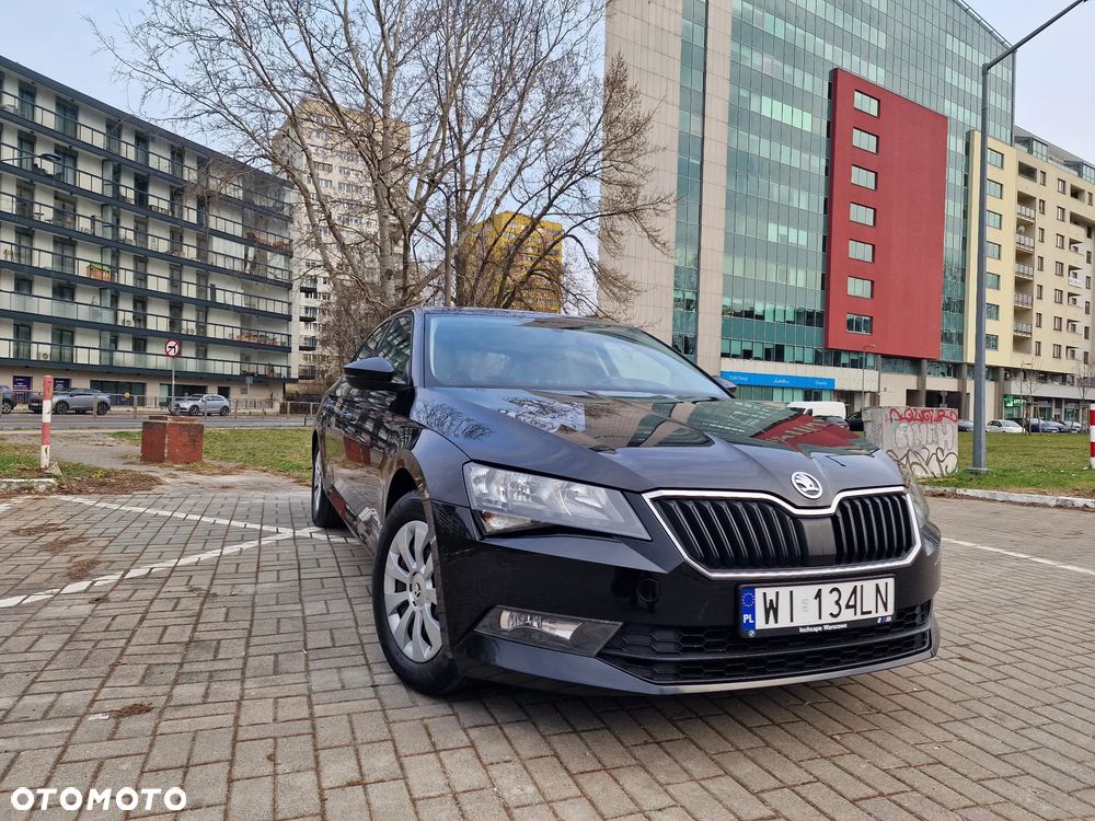 Skoda Superb 1.4 TSI Ambition - 34