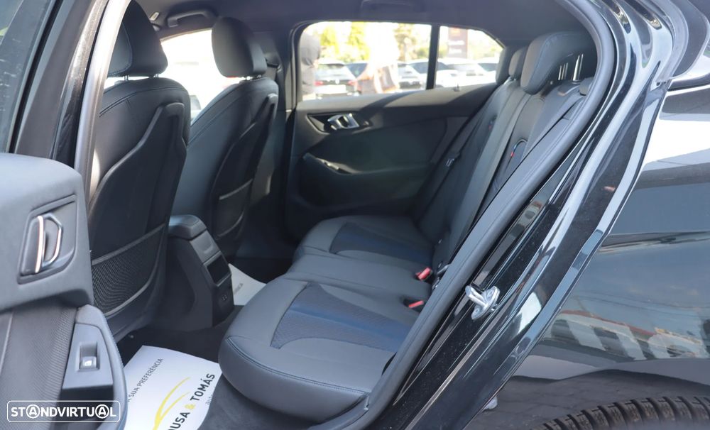 BMW 118 i Aut. M Sport - 17