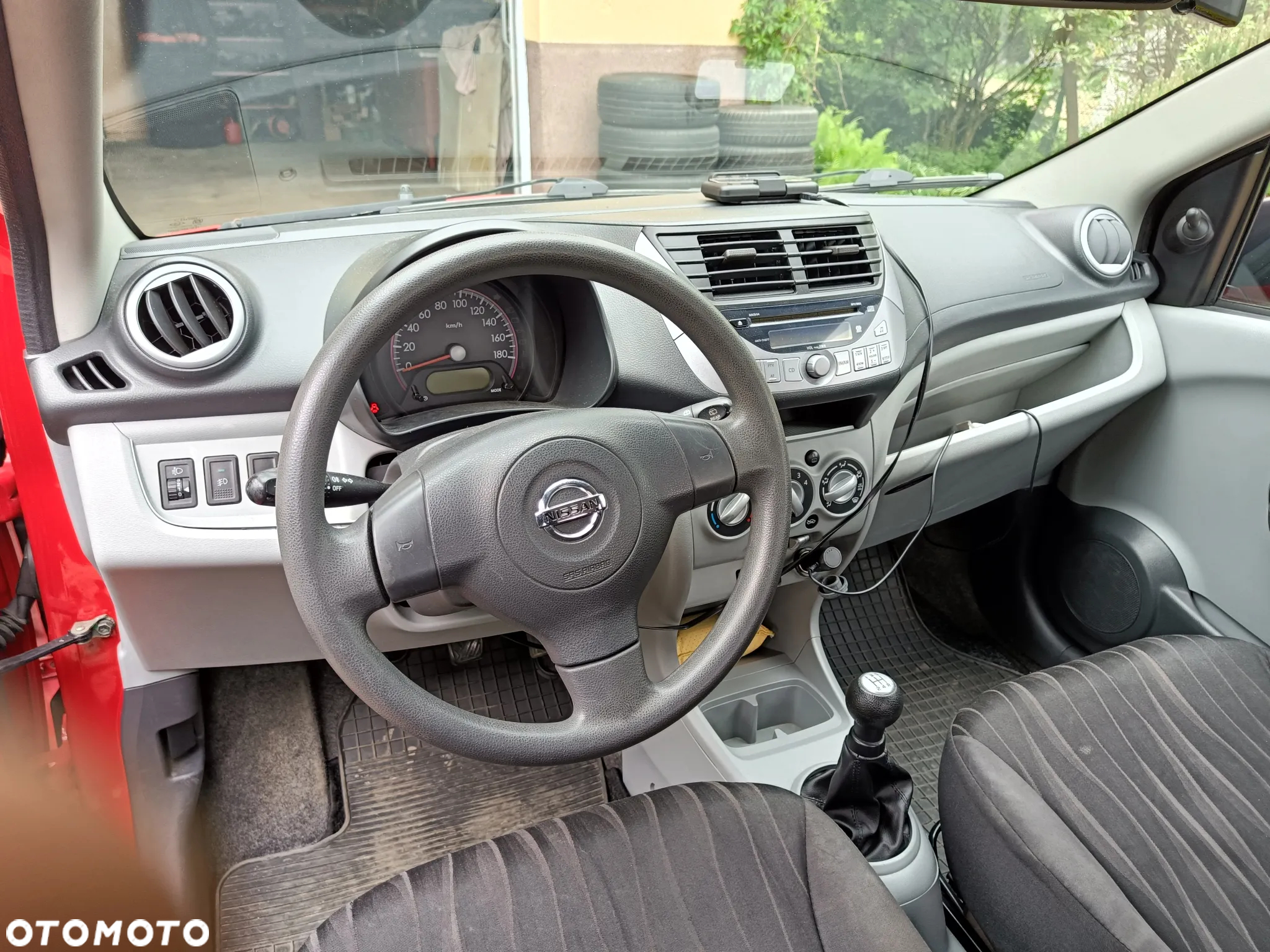 Nissan Pixo - 19