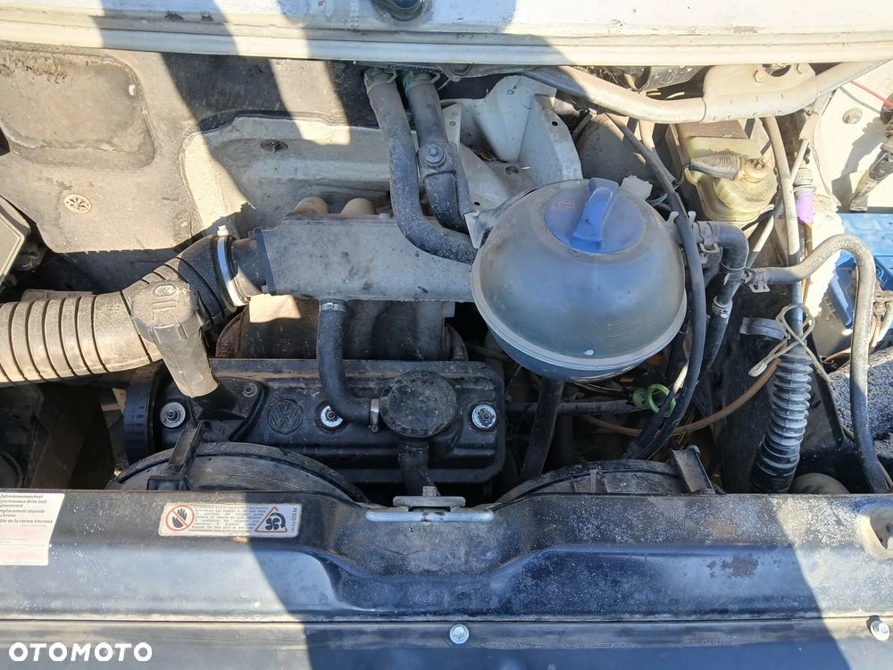 volkswagen transporter T4 902 silnik 1.9 TDI 1X skrzynia napęd sanki belka wahacz wahacze zacisk - 3