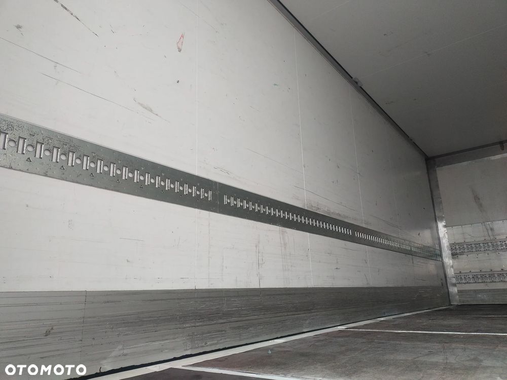Schmitz Cargobull Izoterma BDF SCHMITZ stan idealny wysokość 258 cm - 3