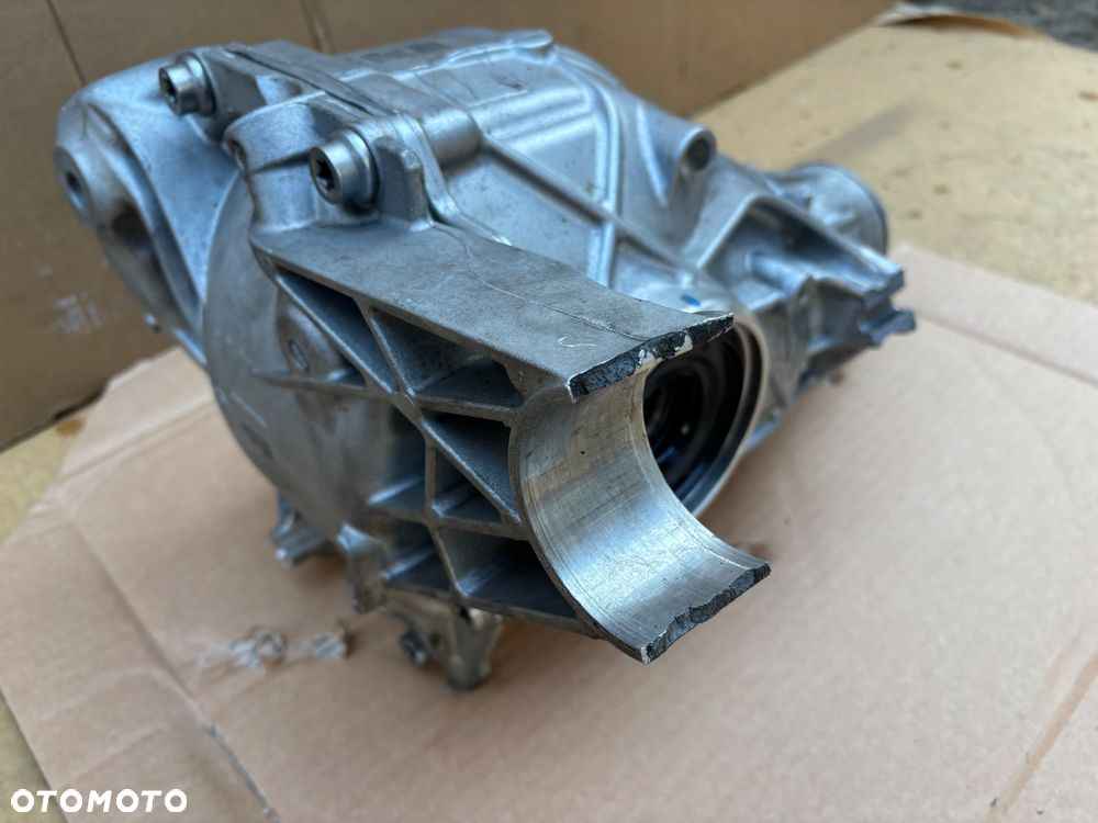 BMW X5 G05 X6 G06 X7 G07 883988902 8839889 MOST TYLNY DYFER - 7