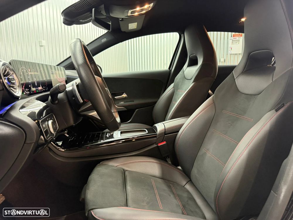 Mercedes-Benz A 250 e AMG Line - 30