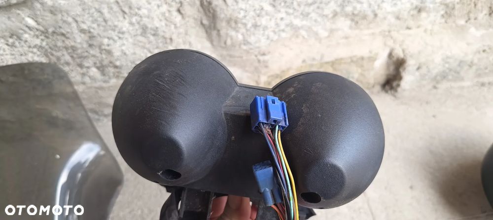 SUZUKI BANDIT 650 NAKED LAMPA LICZNIK ZEGARY REFLEKTROR SZYBA - 17