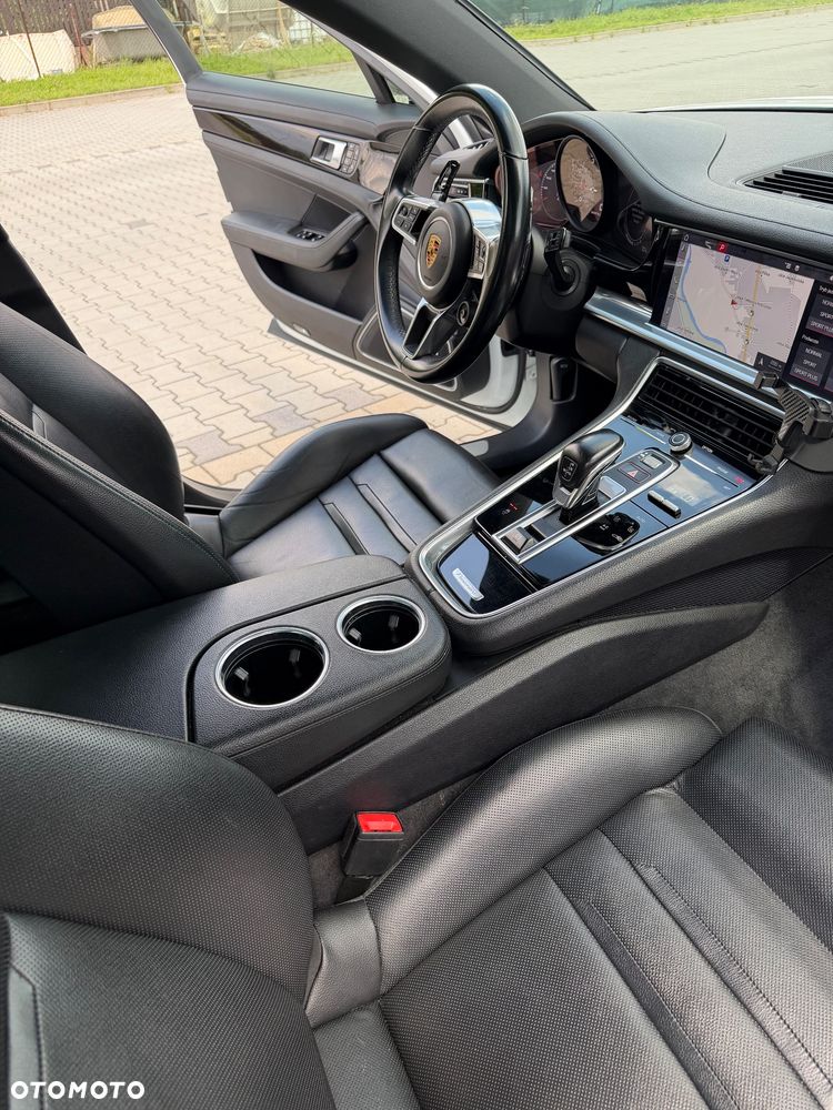 Porsche Panamera 4 Executive - 20
