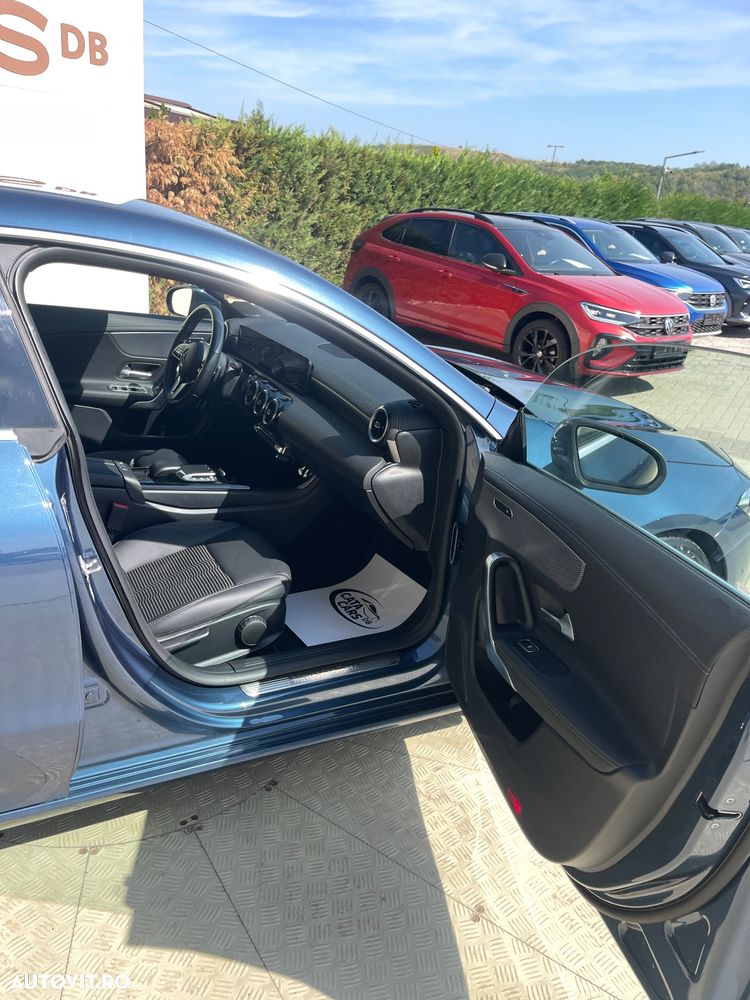Mercedes-Benz CLA 200 7G-DCT - 22