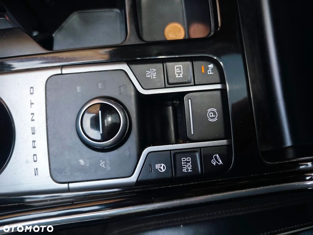 Kia Sorento 1.6T-GDI PHEV AWD OPF Platinum - 39