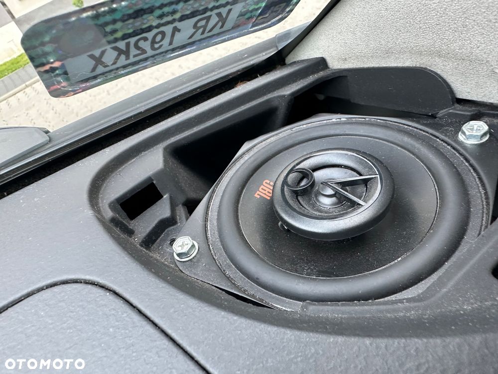 Toyota Yaris - 19