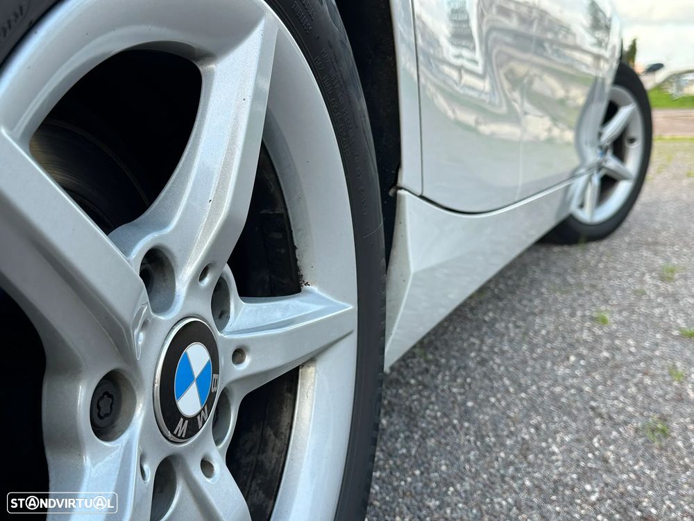 BMW 116 d EDynamics Line Sport - 38