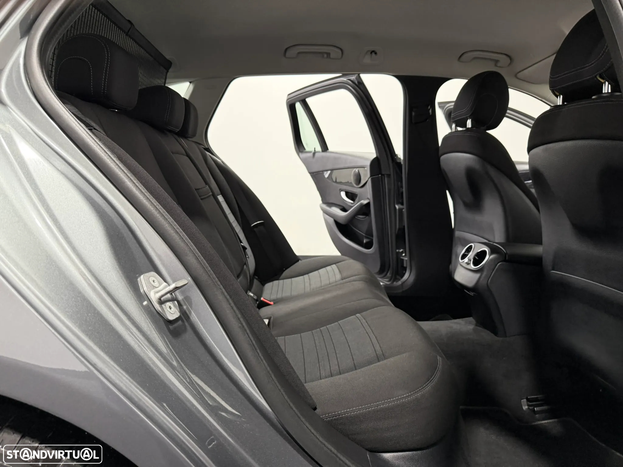 Mercedes-Benz C 200 d Business Solutions - 43