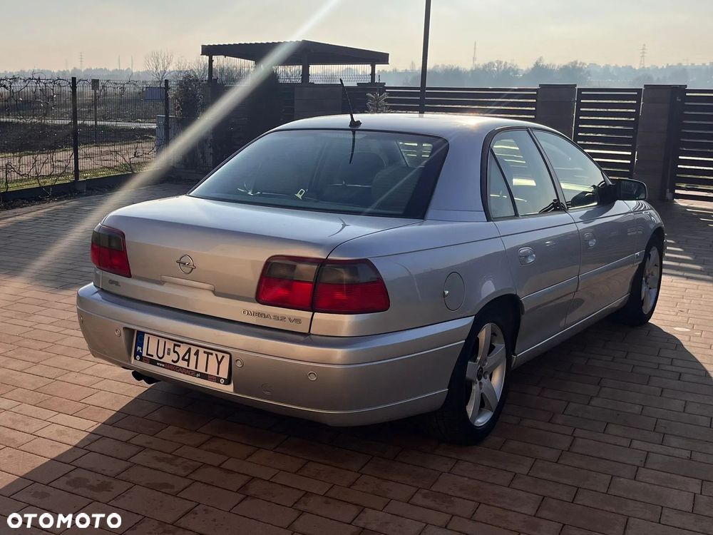 Opel Omega 3.2 Executive - 7