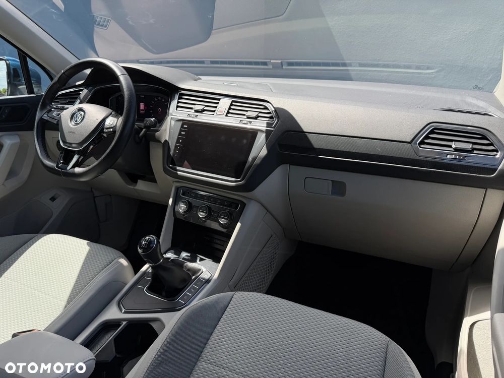 Volkswagen Tiguan Allspace 2.0 TDI SCR Comfortline - 22