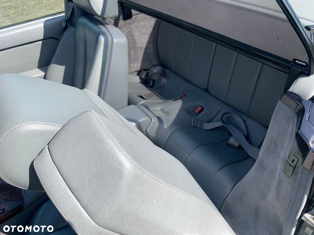 Mercedes-Benz SL - 26