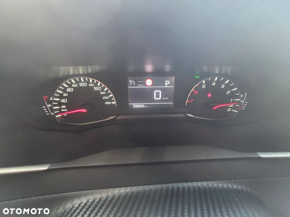 Peugeot 2008 - 31