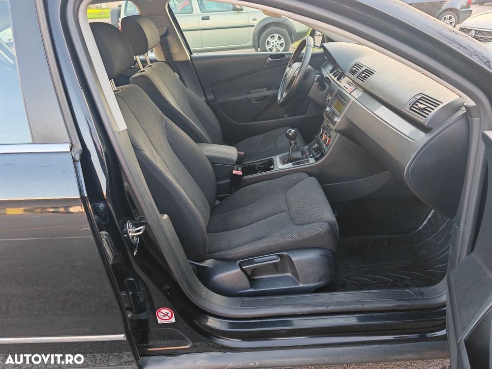 Volkswagen Passat Variant 2.0 TDI Comfortline - 8