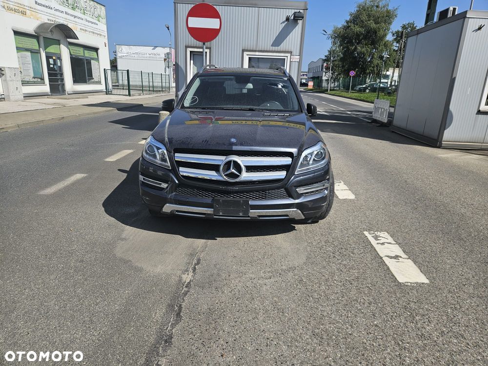 Mercedes-Benz GL - 3