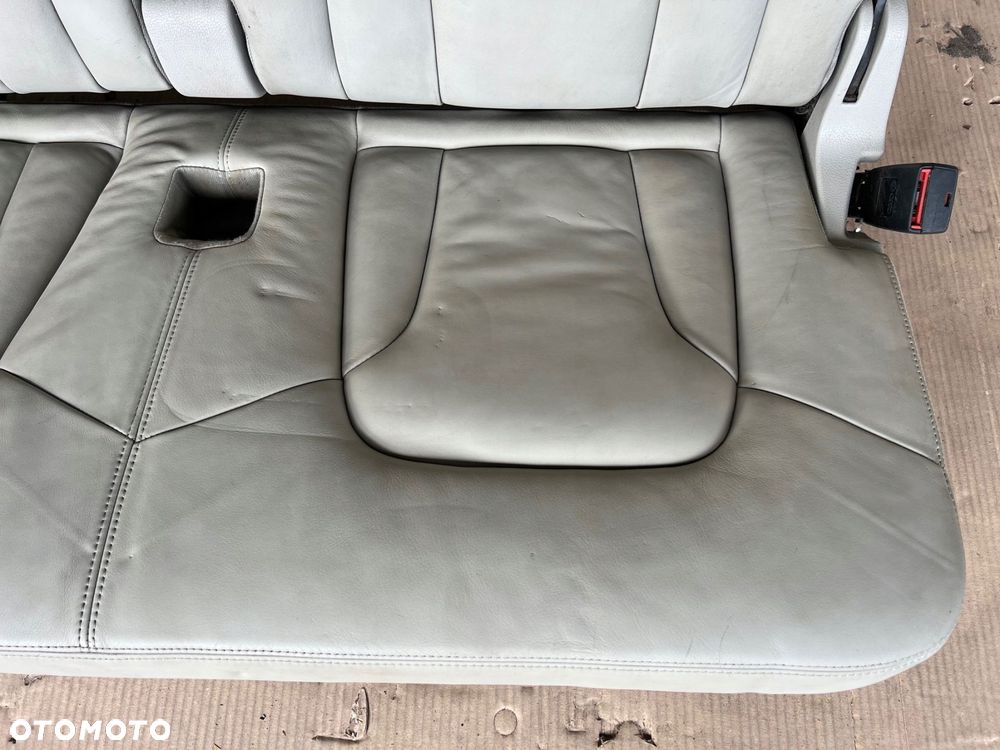 audi q7 4l fotele fotel kanapa iii 3 rząd skóra jasna - 5