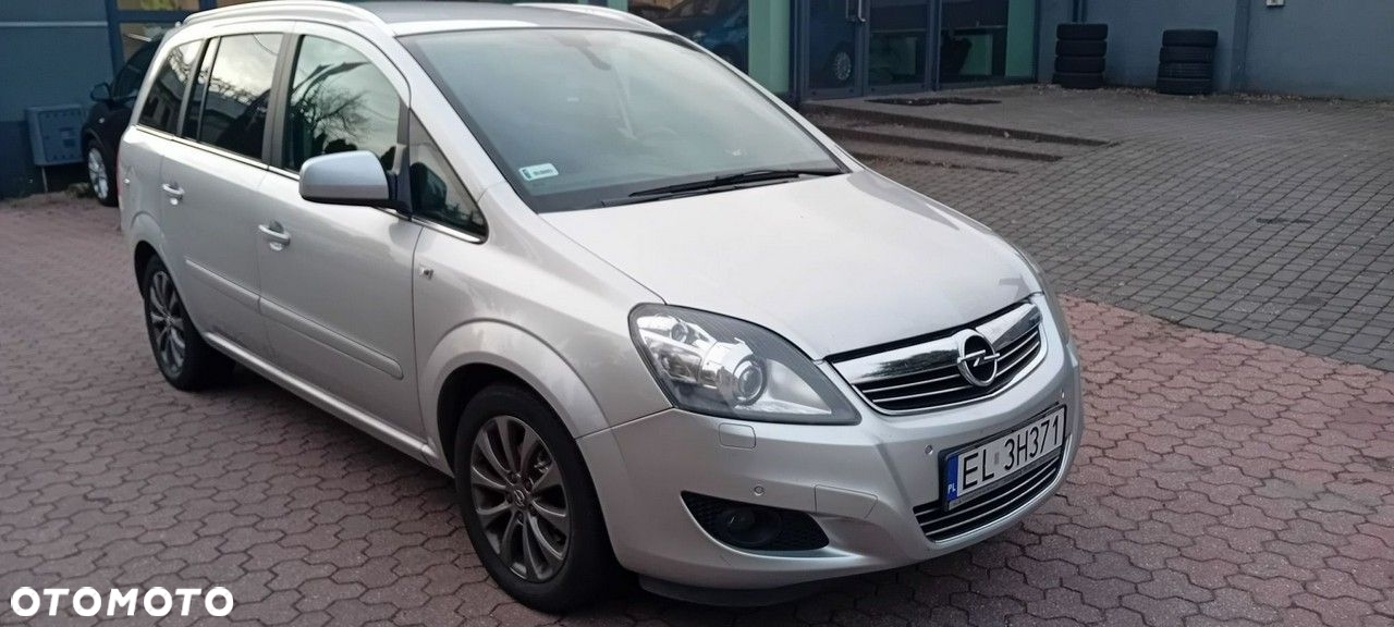 Opel Zafira - 3