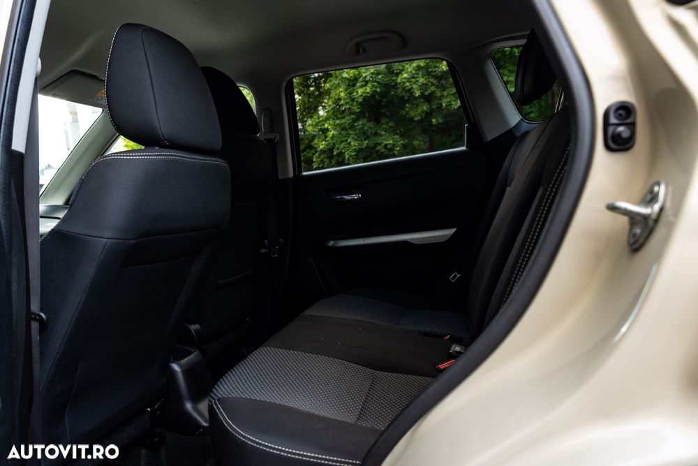 Suzuki Vitara 1.6 DDIS 4X4 Spirit - 11