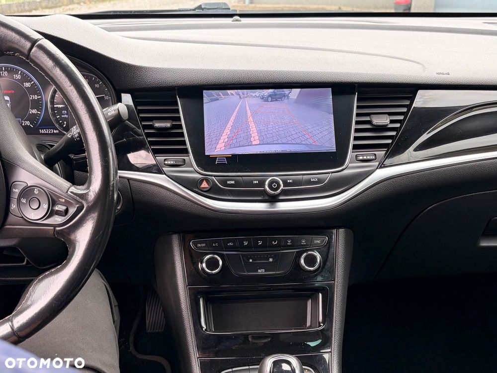 Opel Astra 1.5 D Start/Stop Automatik Design&Tech - 17