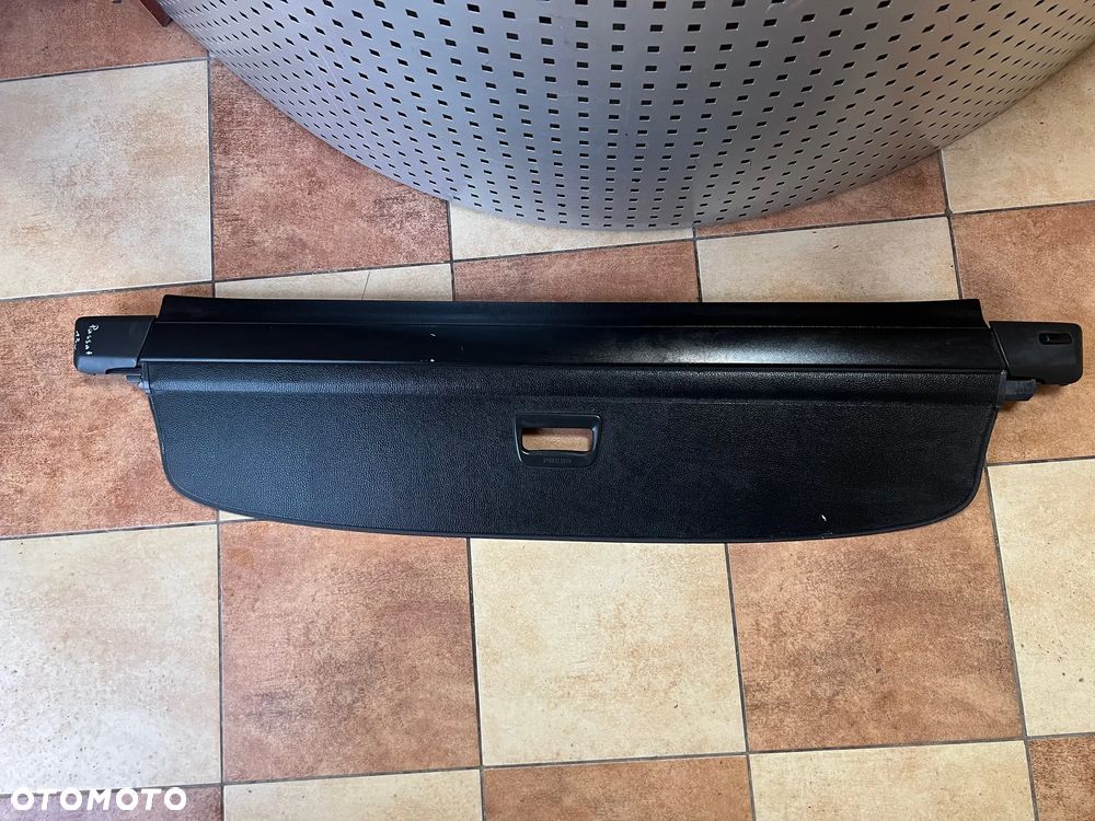 ROLETA BAGAŻNIKA VOLKSWAGEN PASSAT B7 2013