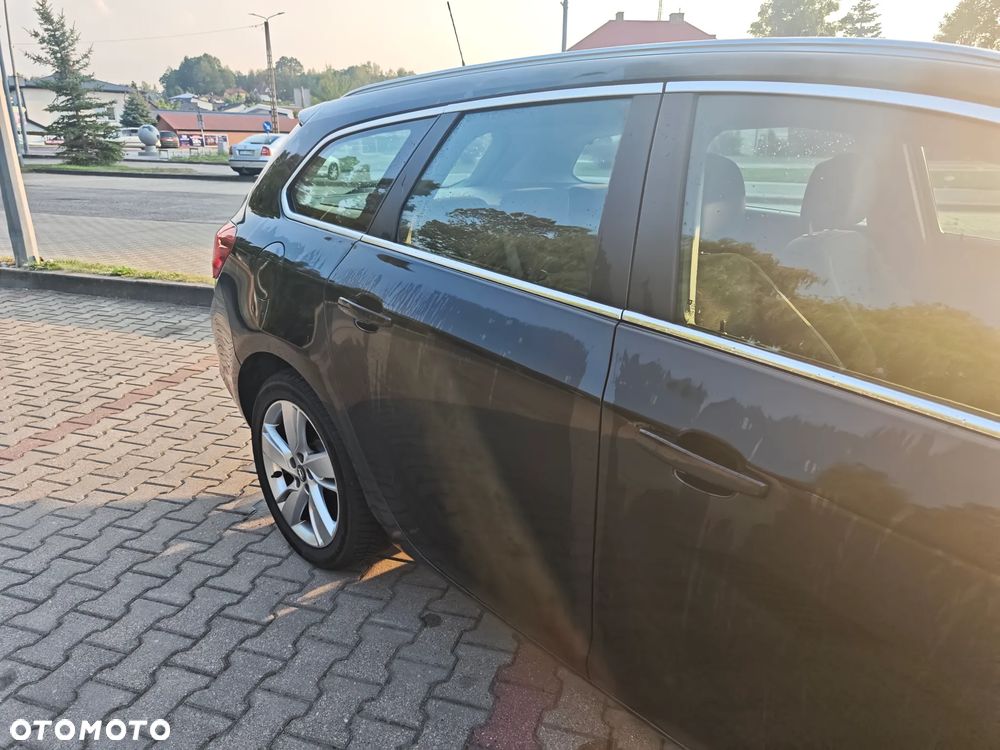 Opel Astra 1.4 T Enjoy - 12