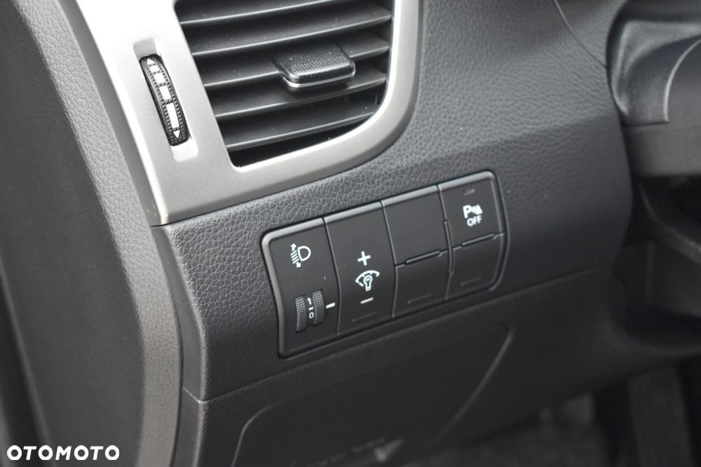 Hyundai i30 1.6 CRDI Trend - 27