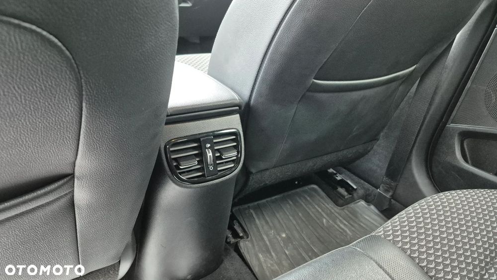 Kia XCeed 1.5 T-GDI L DCT - 8