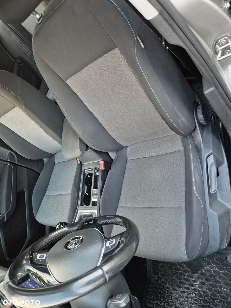 Volkswagen Golf 1.2 TSI BMT Trendline Perfectline - 18