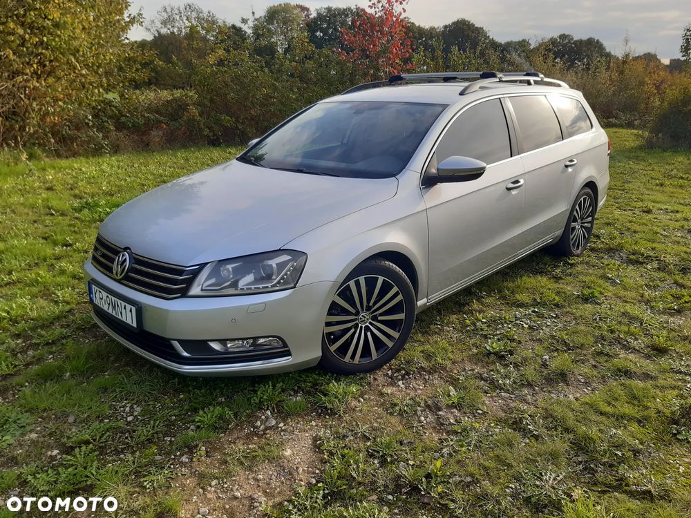 Volkswagen Passat 2.0 TDI Highline R-Style - 6