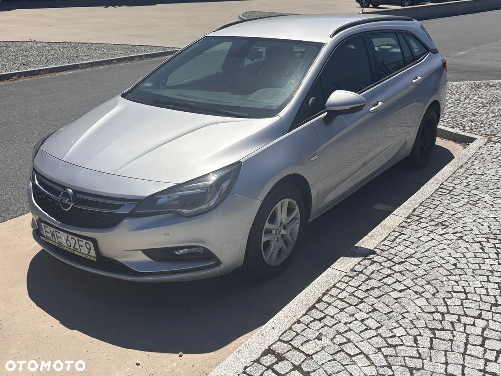 Opel Astra 1.6 CDTI Enjoy - 3