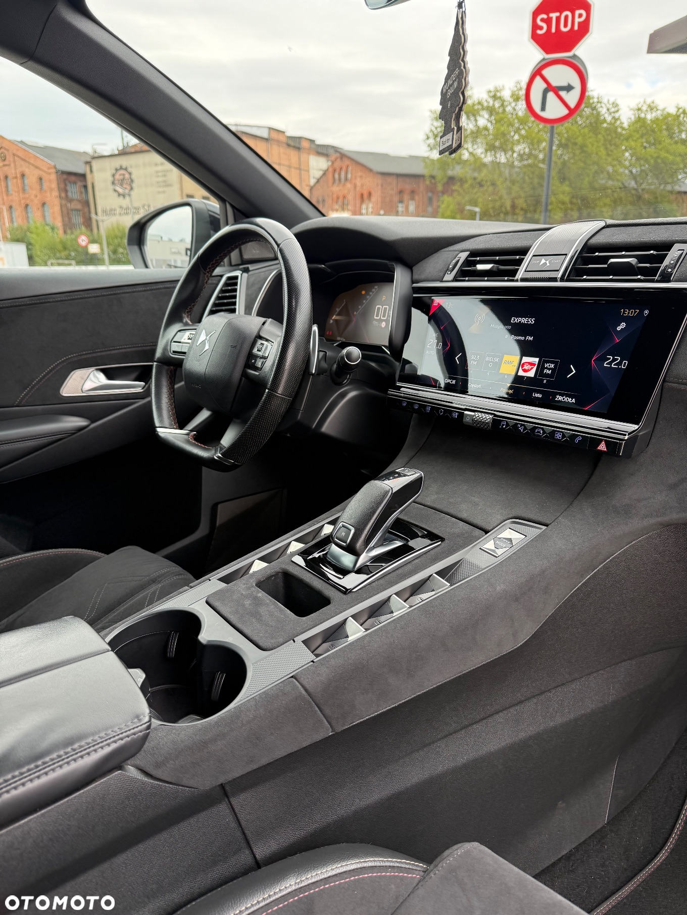DS Automobiles DS 7 Crossback 1.6 PureTech Performance Line + - 31