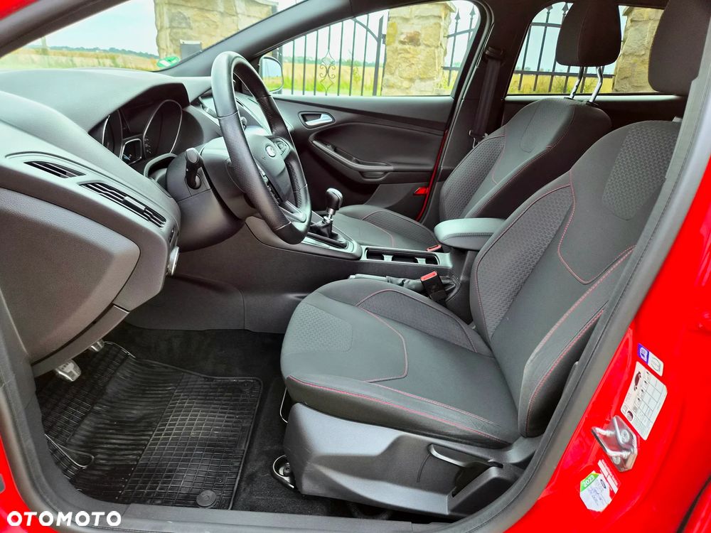 Ford Focus 1.0 EcoBoost ST-Line Red ASS - 9