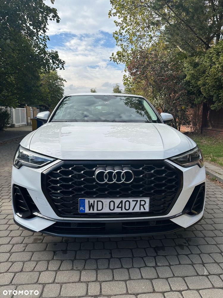 Audi Q3 35 TFSI S tronic - 1