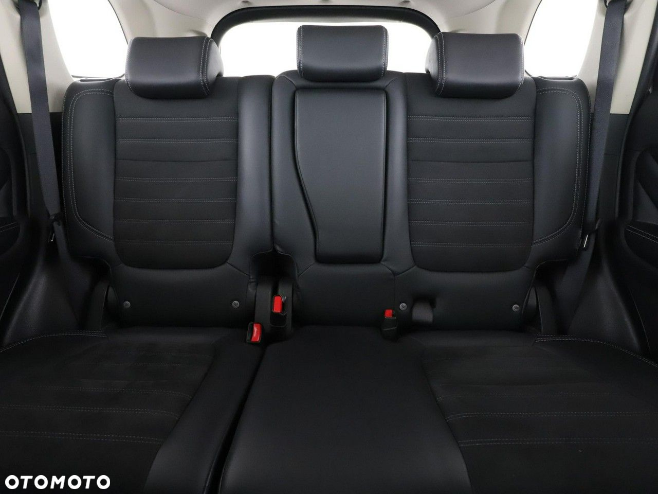 Mitsubishi Outlander 2.4 4WD Plug-In Hybrid - 18