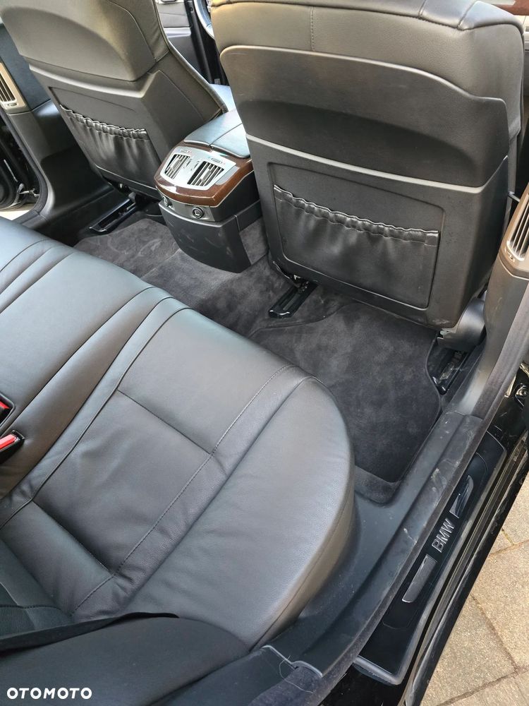 BMW Seria 7 - 7
