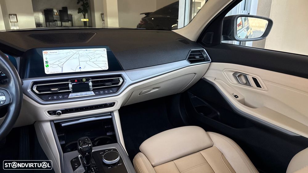 BMW 330 e Line Luxury Auto - 19