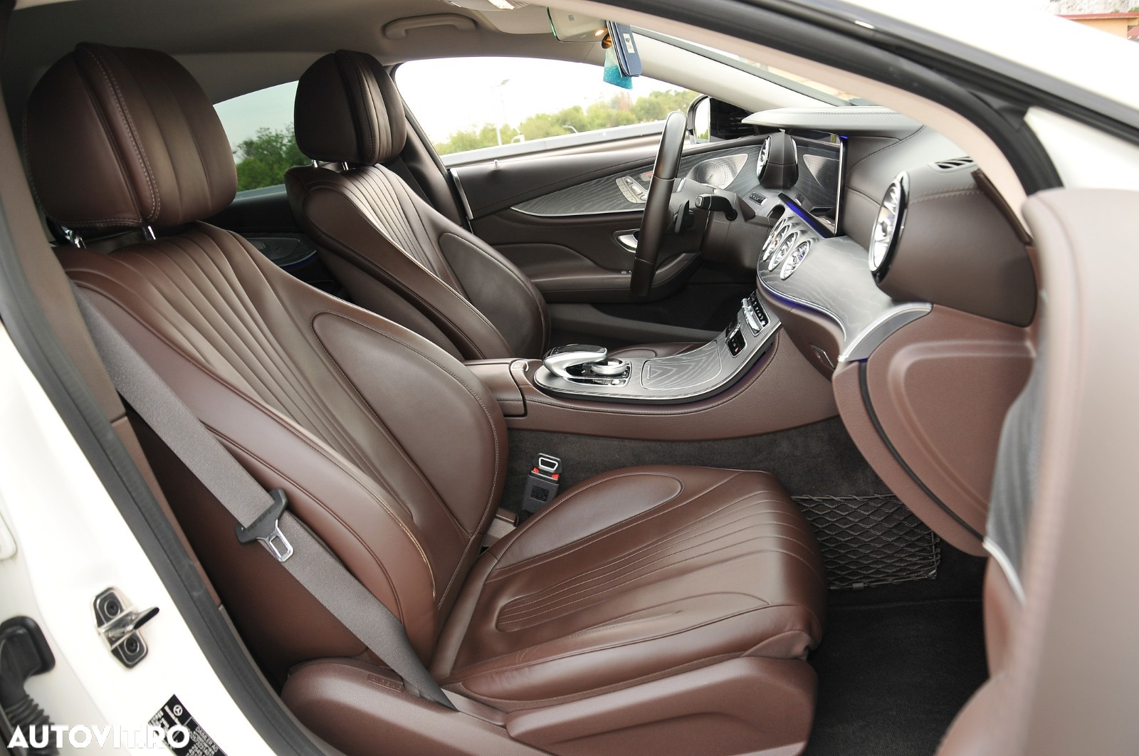 Mercedes-Benz CLS 400 d 4Matic 9G-TRONIC AMG Line - 10