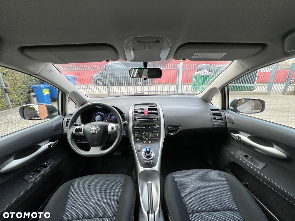 Toyota Auris - 24