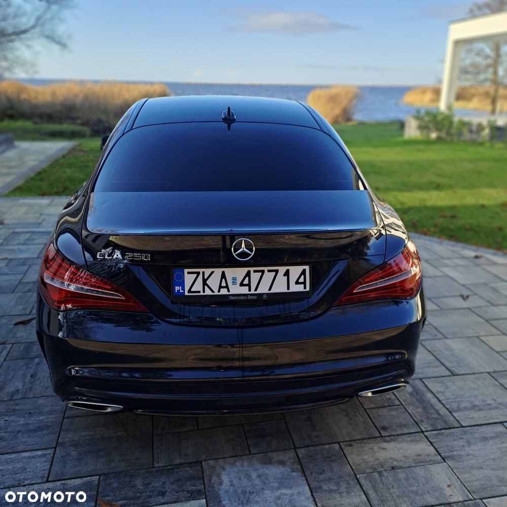Mercedes-Benz CLA 250 7G-DCT - 3