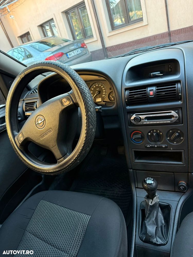 Opel Astra Classic III 1.4 - 4