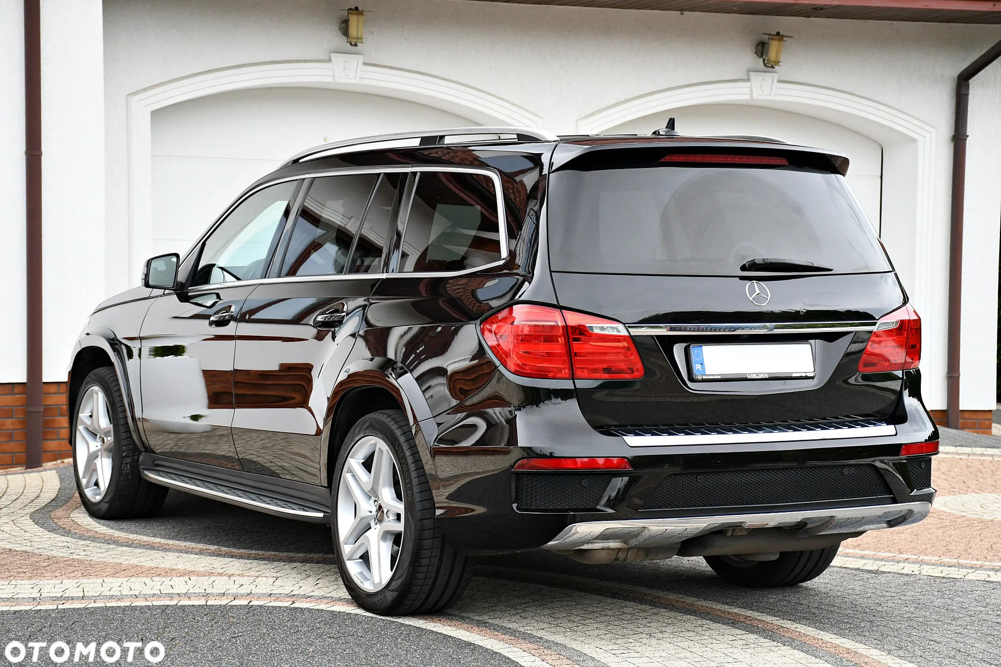 Mercedes-Benz GL 350 BlueTec 4-Matic - 17