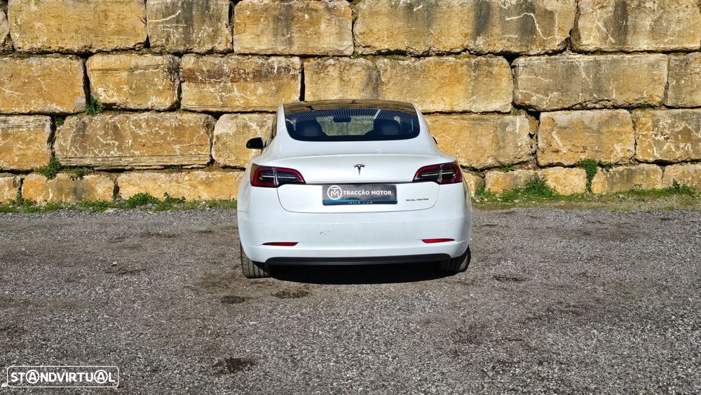 Tesla Model 3 - 6